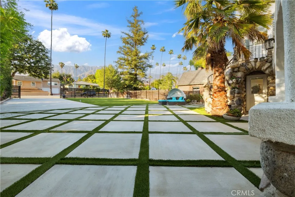 1290 E Woodbury, Pasadena, California 91104 home-pic-65