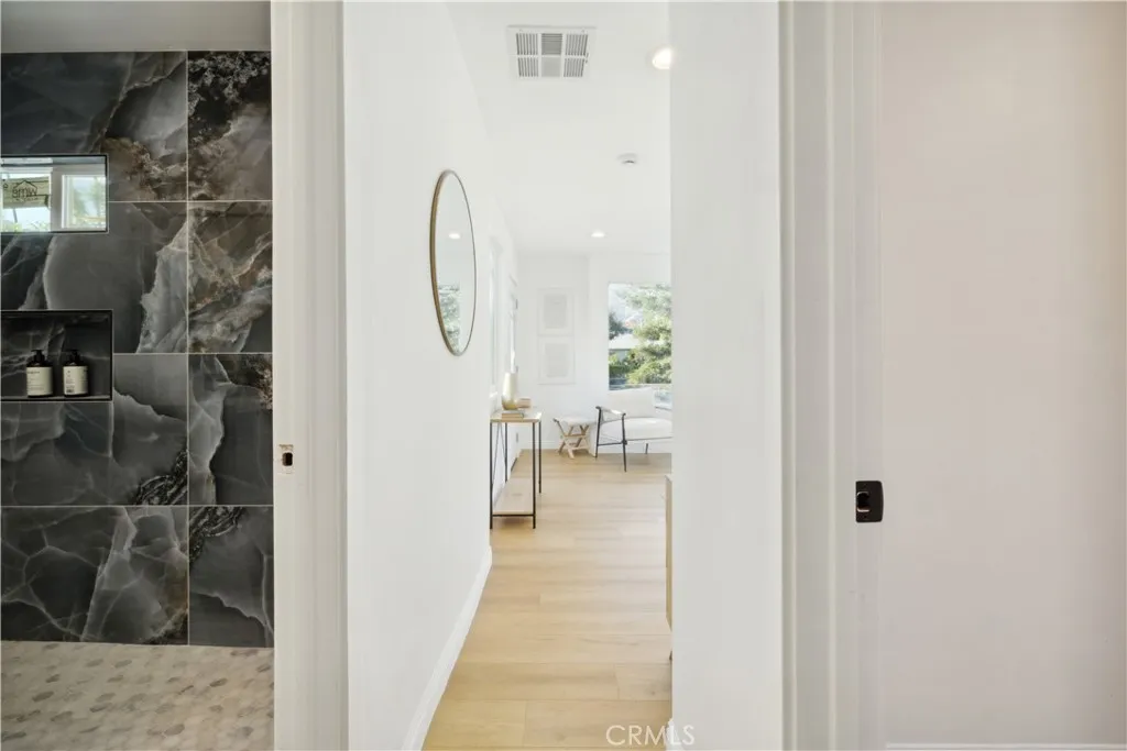 1290 E Woodbury, Pasadena, California 91104 home-pic-37