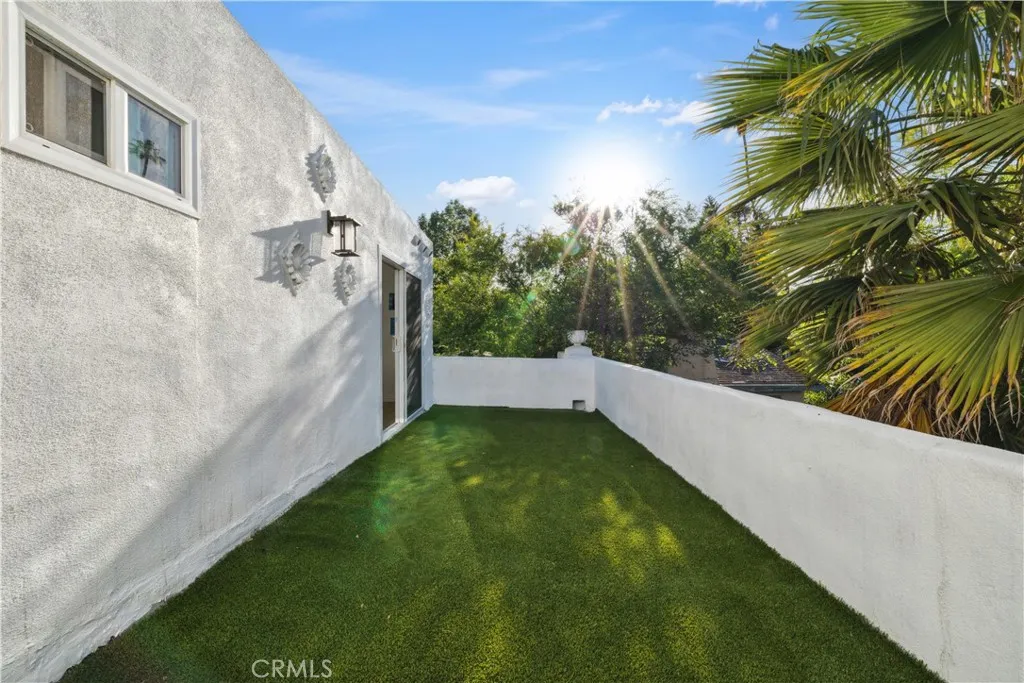 1290 E Woodbury, Pasadena, California 91104 home-pic-46