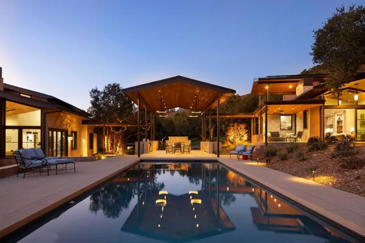 71 Este Canada, Carmel, California 93923