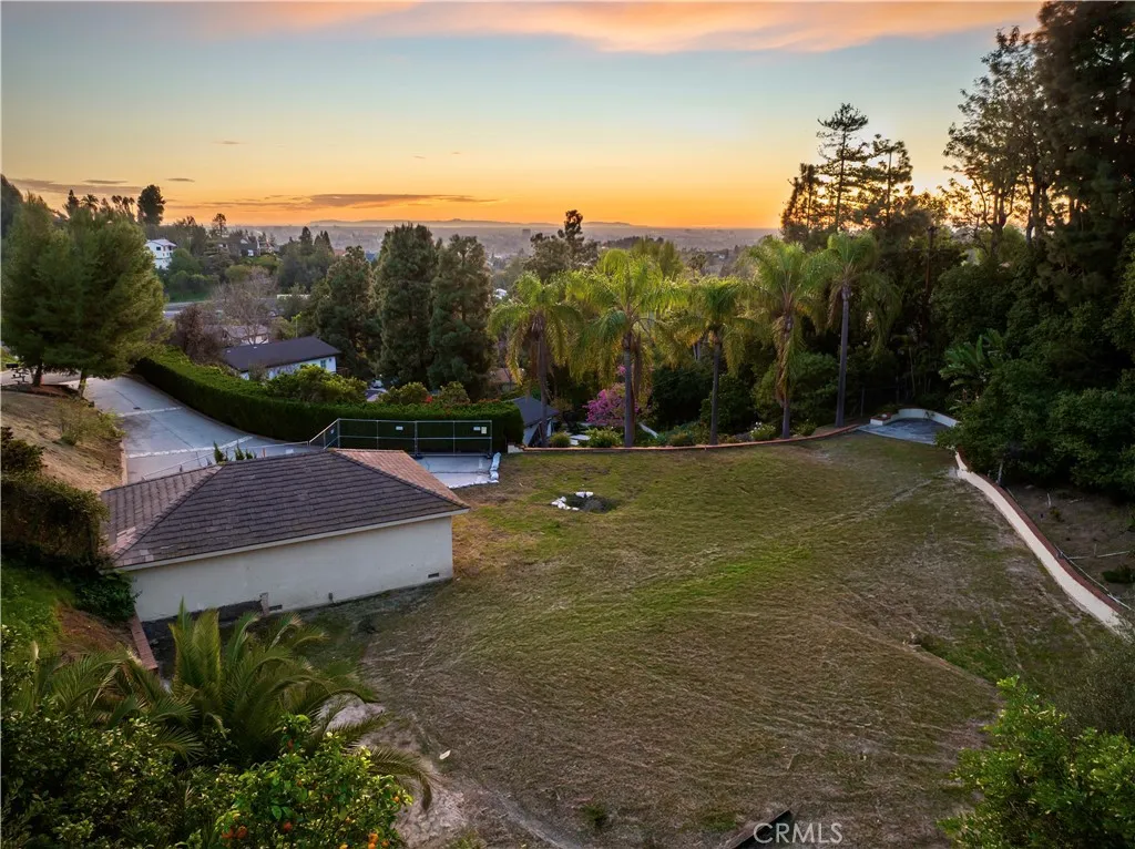 10511 Terrace, Santa Ana, California 92705 home-pic-7
