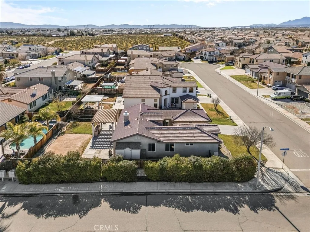 11993 Crandall Court, Victorville, California 92392 home-pic-6