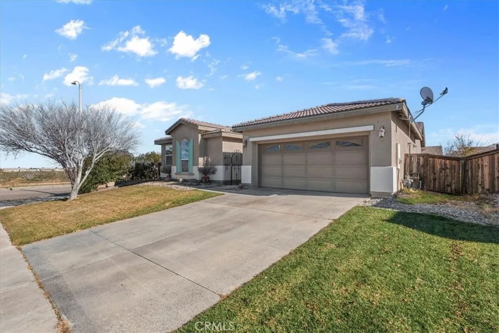 11993 Crandall Court, Victorville, California 92392 home-pic-3