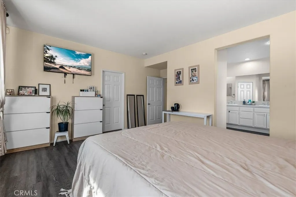 11993 Crandall Court, Victorville, California 92392 home-pic-24