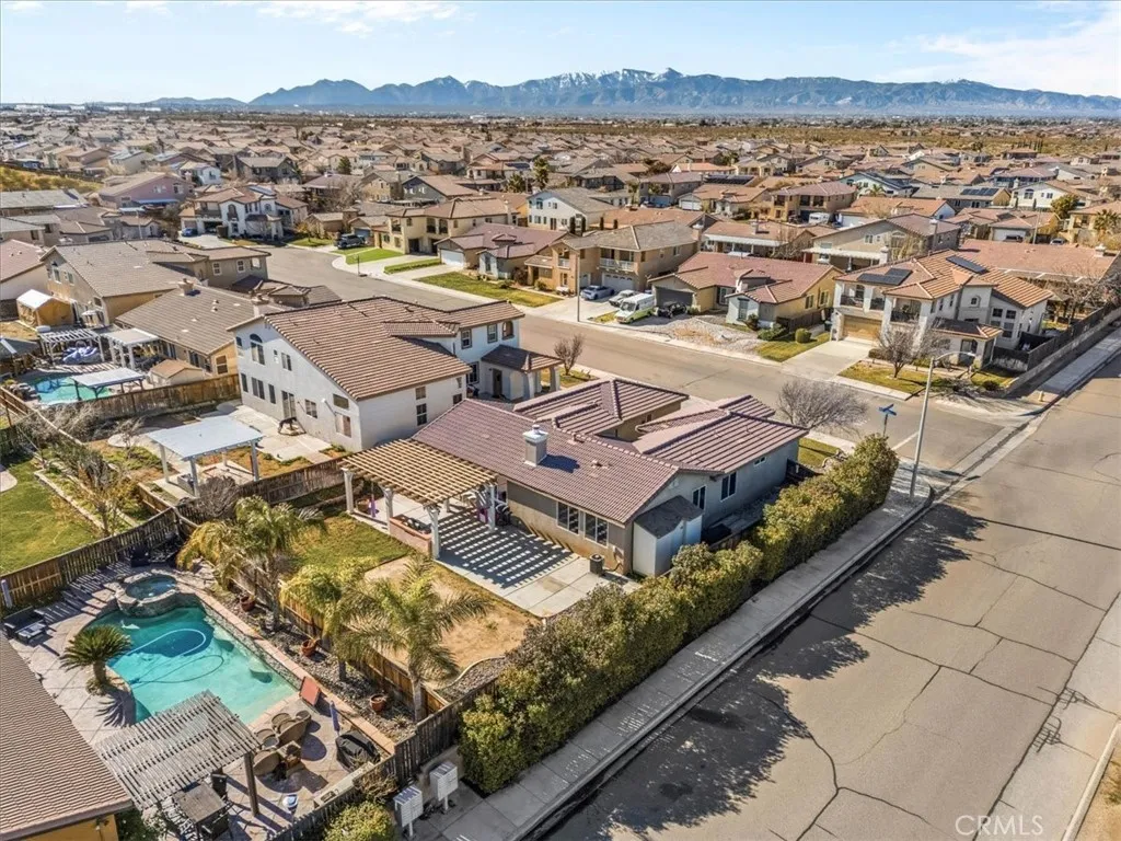 11993 Crandall Court, Victorville, California 92392 home-pic-31