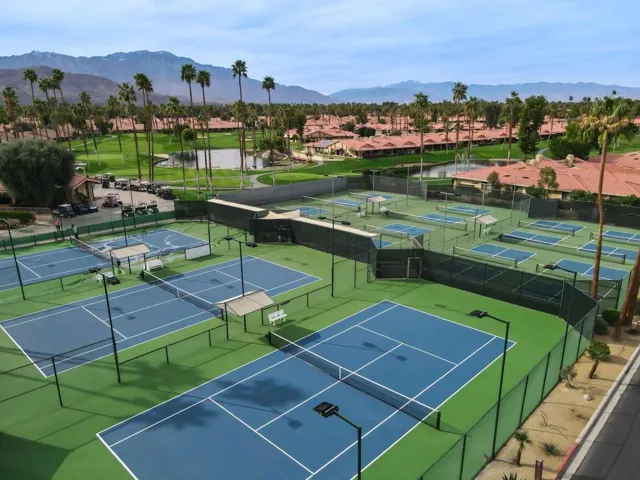 Tennis, Pickleball Courts