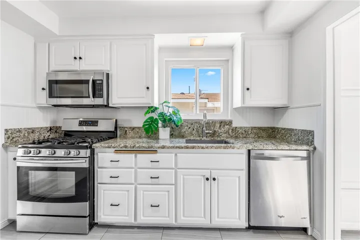 10532 Plunkett, Bellflower, California 90706