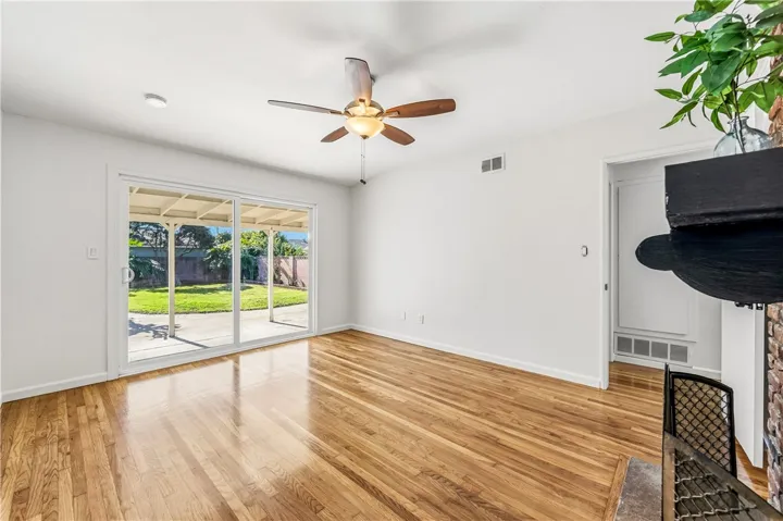 10532 Plunkett, Bellflower, California 90706