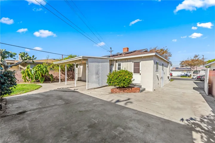 10532 Plunkett, Bellflower, California 90706