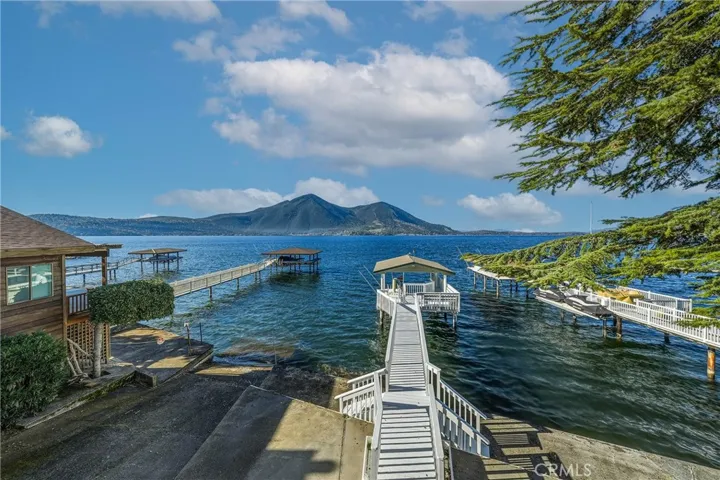 3874 Oakmont, Clearlake, California 95422