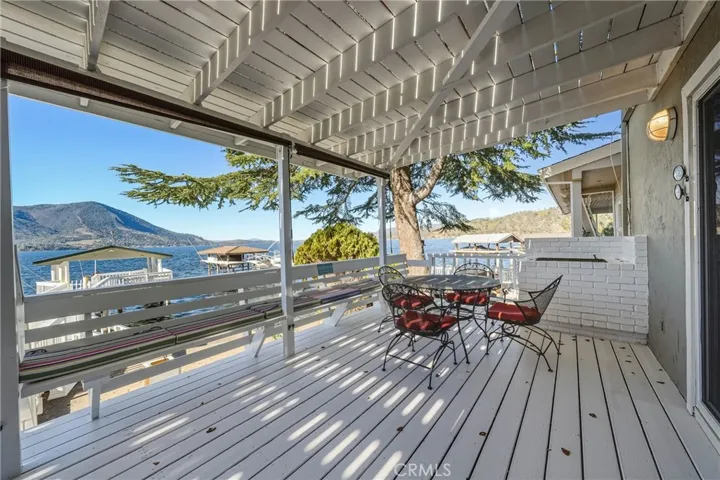 3874 Oakmont, Clearlake, California 95422
