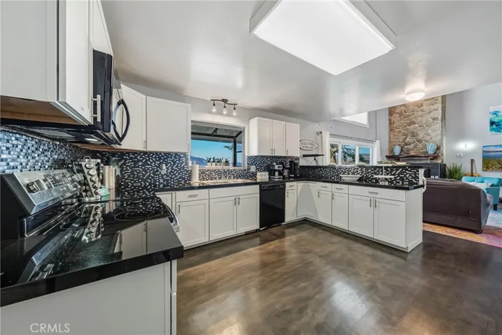 3874 Oakmont, Clearlake, California 95422
