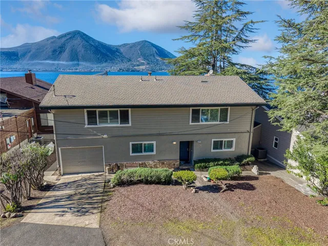 3874 Oakmont, Clearlake, California 95422