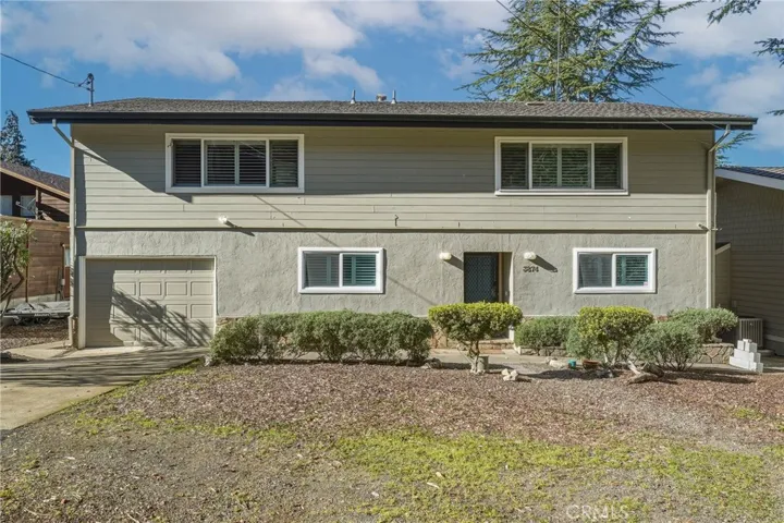 3874 Oakmont, Clearlake, California 95422
