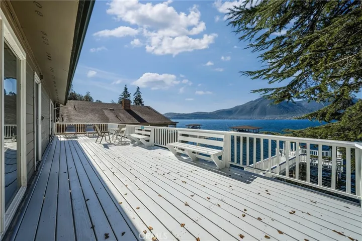 3874 Oakmont, Clearlake, California 95422