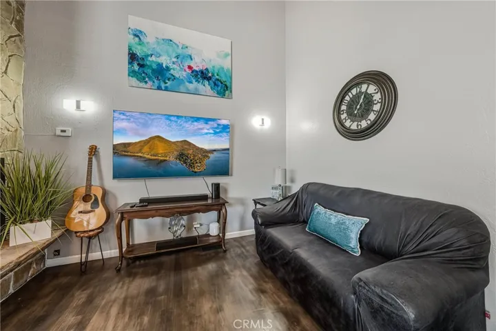 3874 Oakmont, Clearlake, California 95422