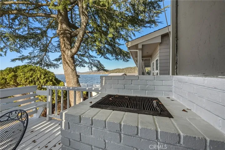 3874 Oakmont, Clearlake, California 95422