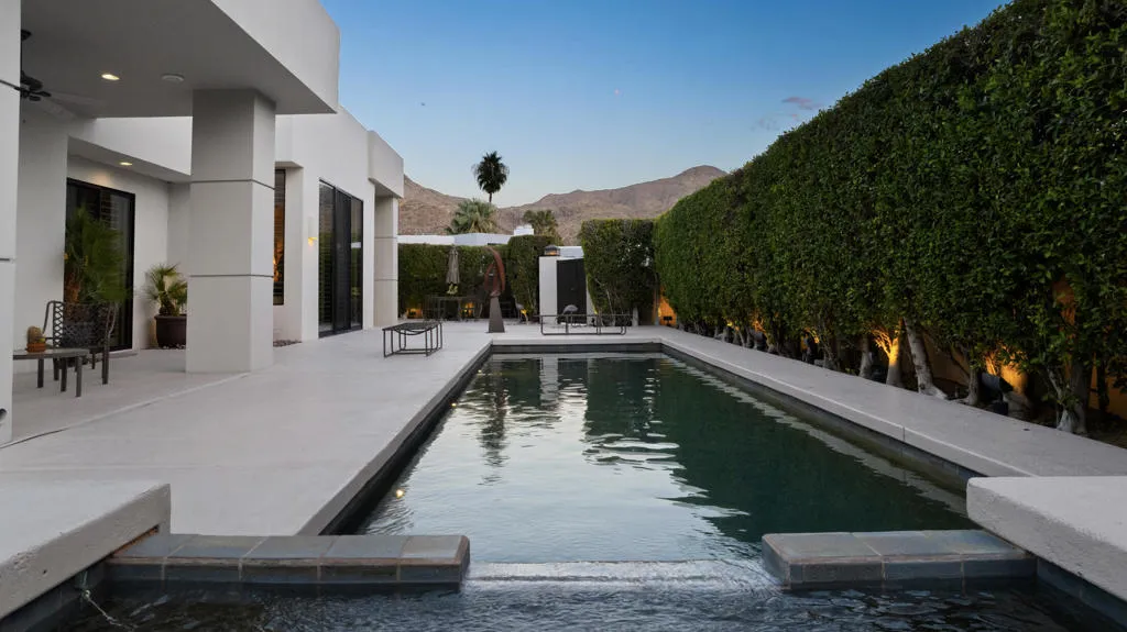 900 Dogwood Circle E, Palm Springs, California 92264 home-pic-61