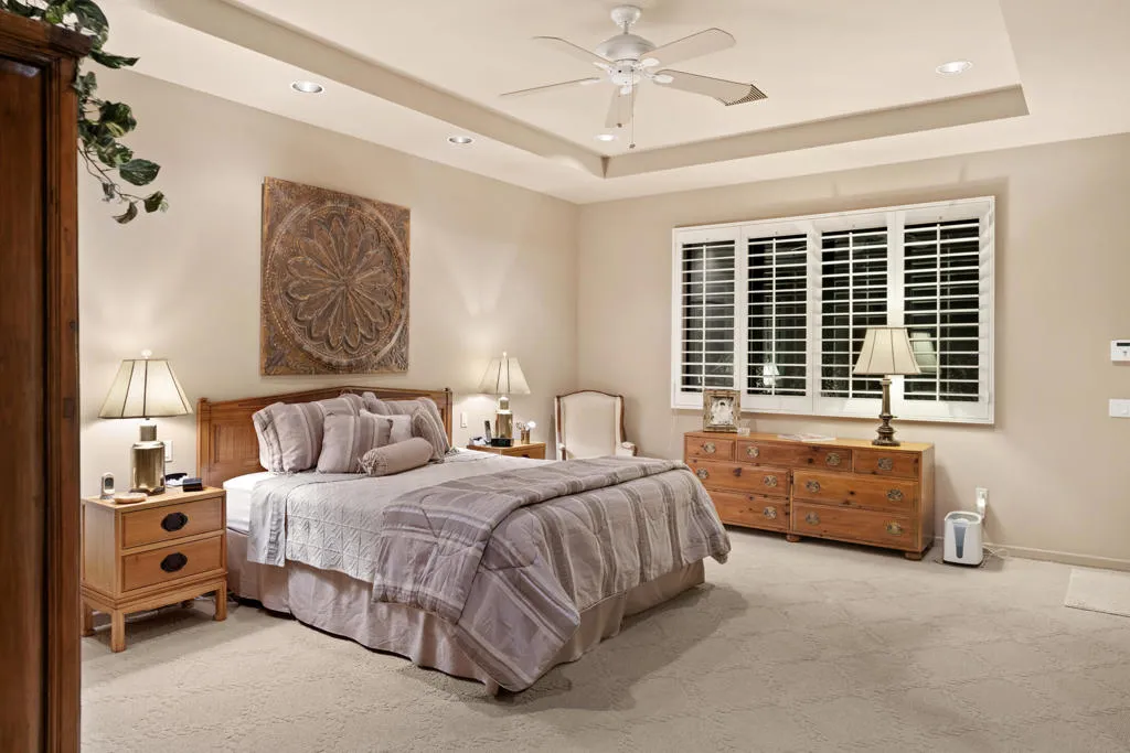 900 Dogwood Circle E, Palm Springs, California 92264 home-pic-34