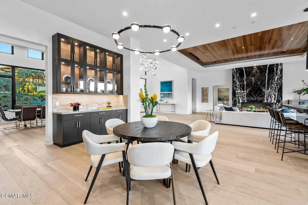 2111 High Knoll Circle, Westlake Village, California 91362 home-pic-41
