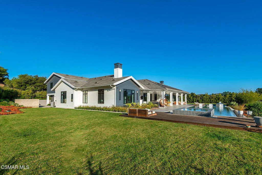 2111 High Knoll Circle, Westlake Village, California 91362 home-pic-35