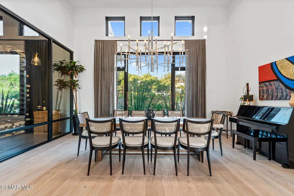2111 High Knoll Circle, Westlake Village, California 91362 home-pic-17