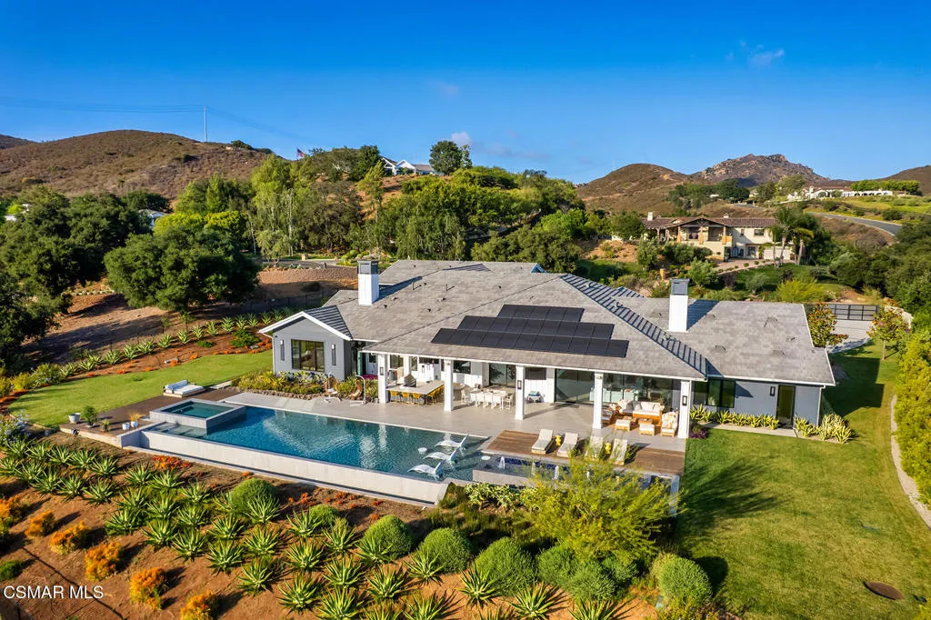 2111 High Knoll Circle, Westlake Village, California 91362 home-pic-36