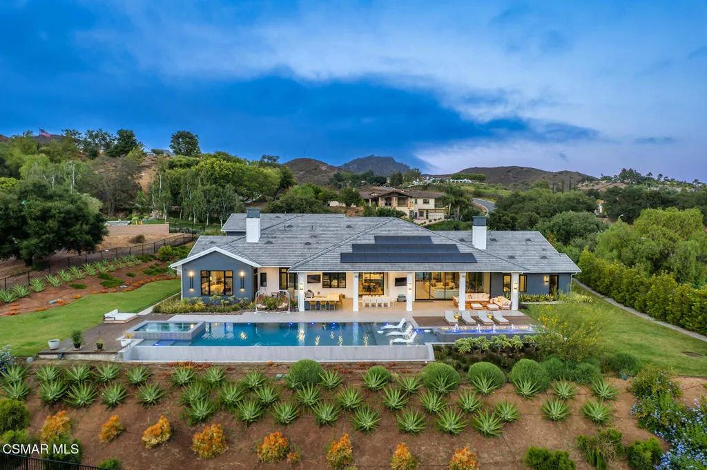 2111 High Knoll Circle, Westlake Village, California 91362 home-pic-37