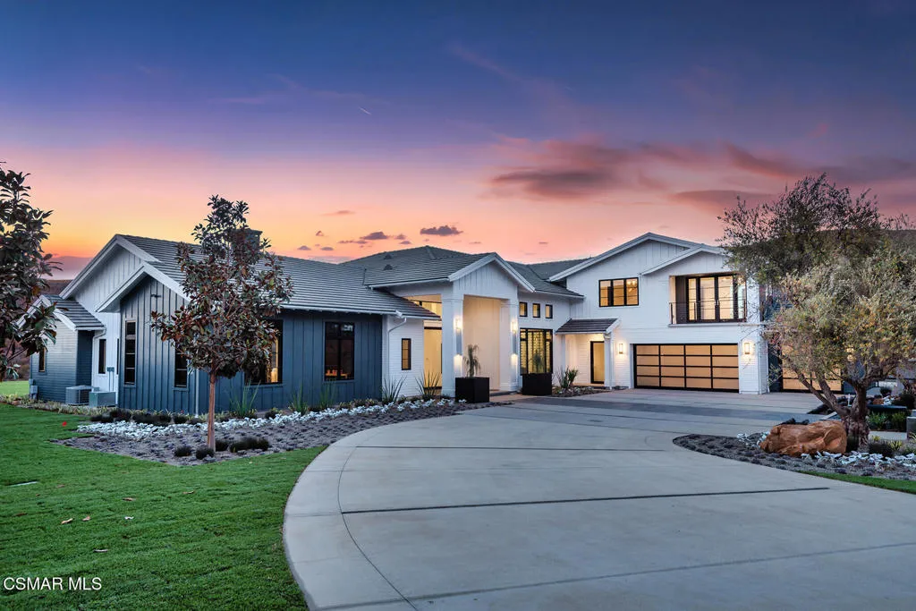 2111 High Knoll Circle, Westlake Village, California 91362 home-pic-1