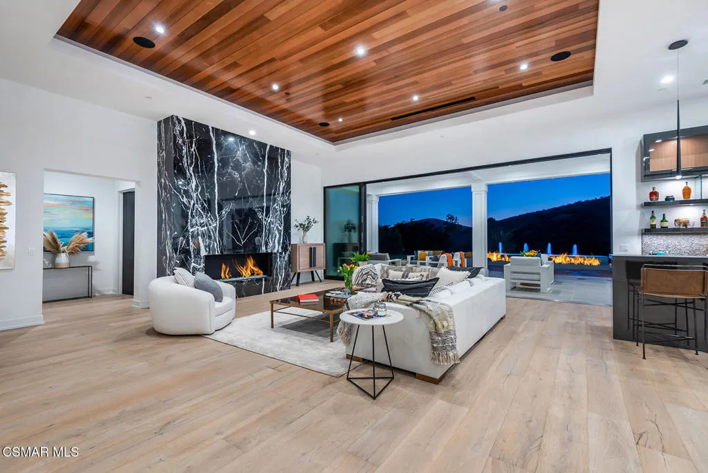 2111 High Knoll Circle, Westlake Village, California 91362 home-pic-40