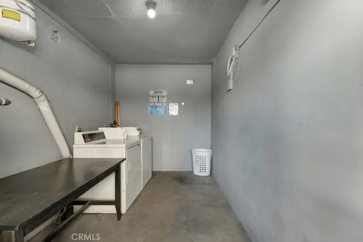 7454 Canby, Reseda, California 91335