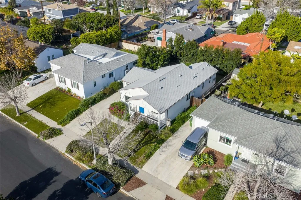 5429 W 76th, Los Angeles, California 90045 home-pic-34