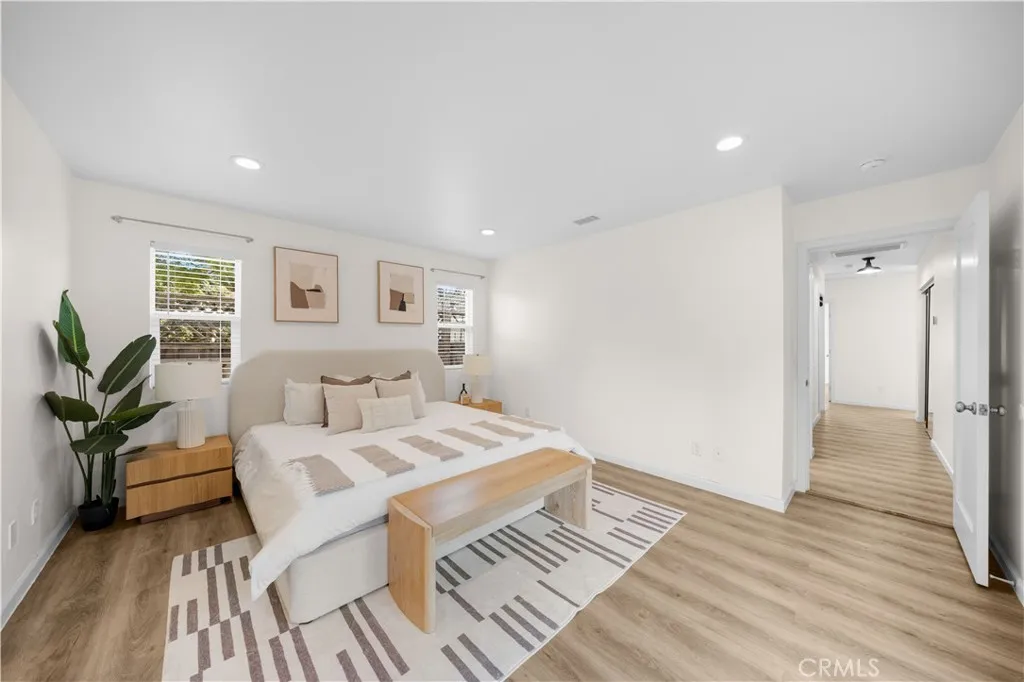 5429 W 76th, Los Angeles, California 90045 home-pic-22