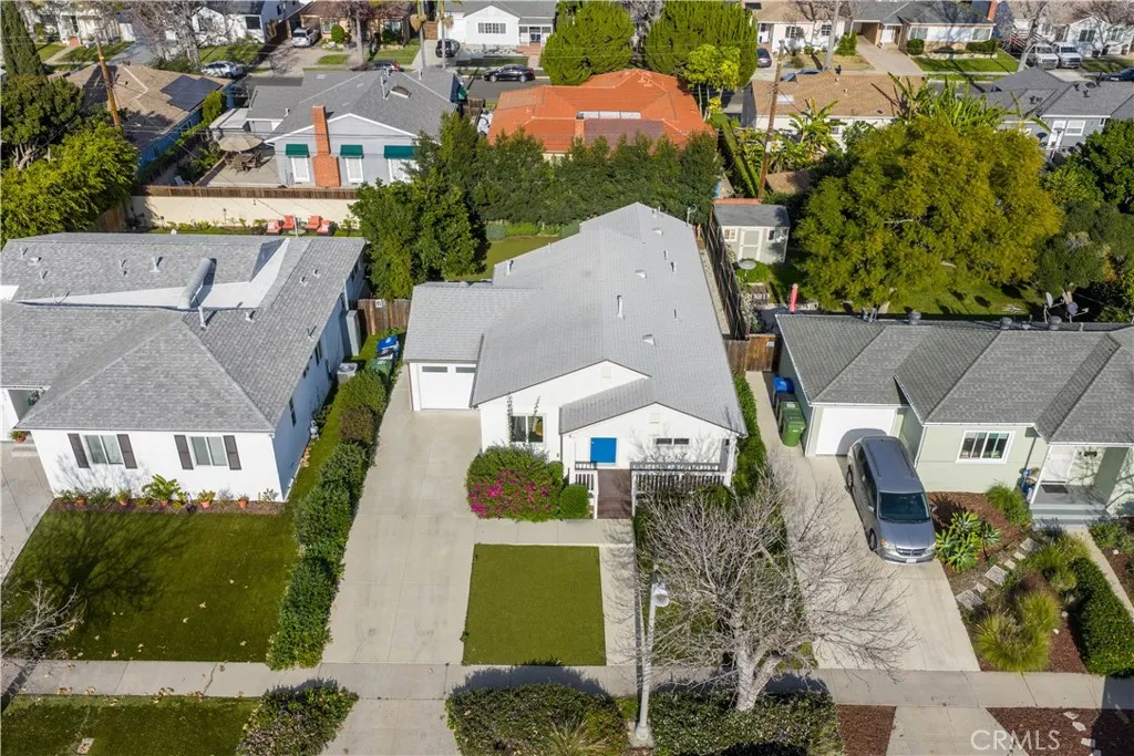 5429 W 76th, Los Angeles, California 90045 home-pic-33
