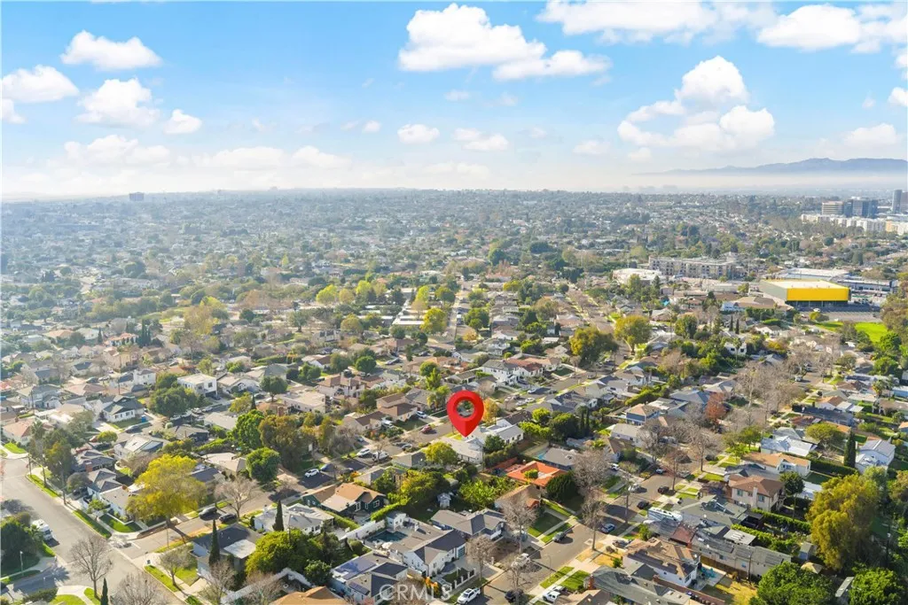 5429 W 76th, Los Angeles, California 90045 home-pic-2