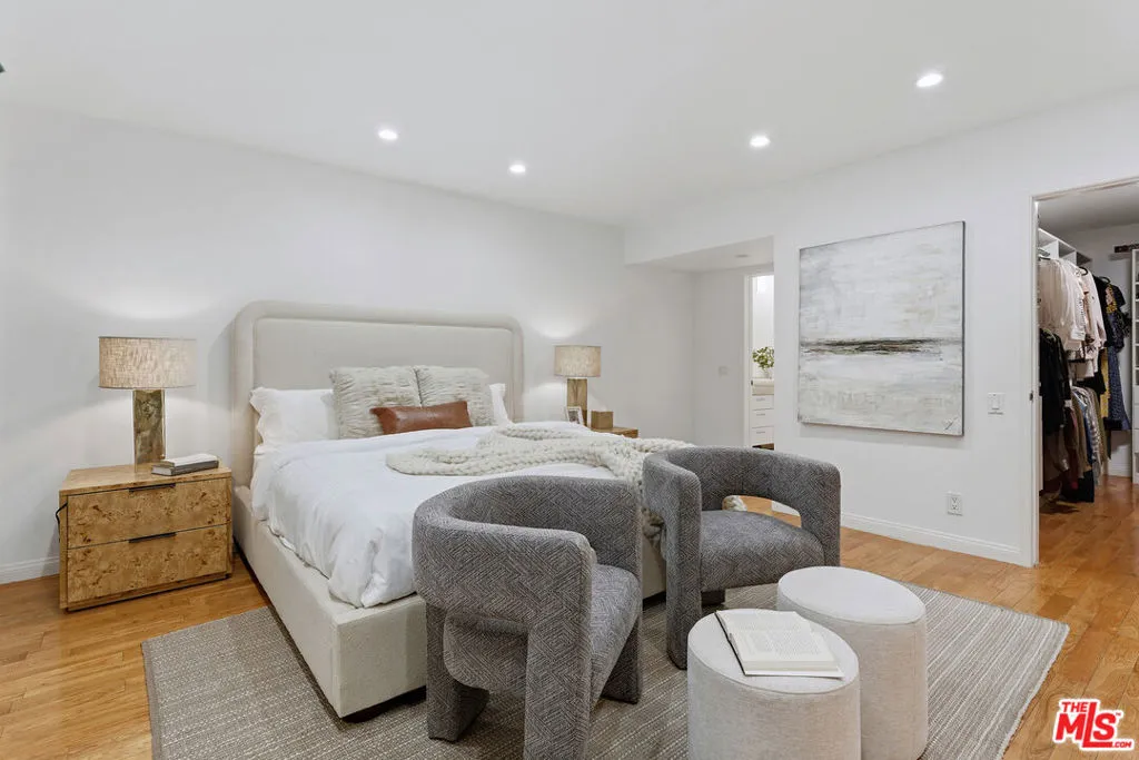 1015 N Kings Road 110, West Hollywood, California 90069 home-pic-18