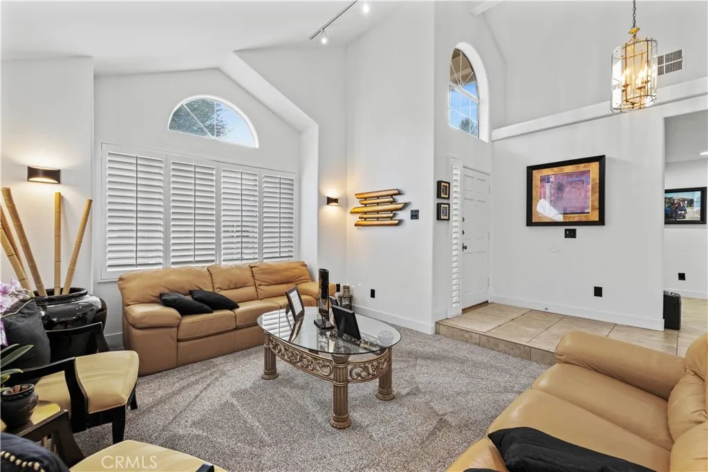 22047 Conway, Saugus, California 91350 home-pic-8