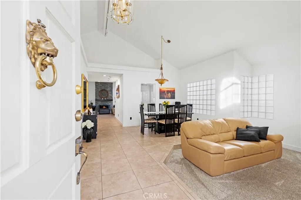 22047 Conway, Saugus, California 91350 home-pic-6