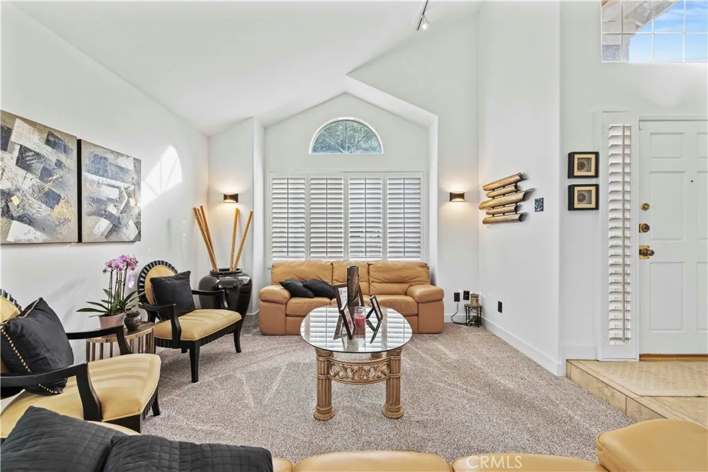 22047 Conway, Saugus, California 91350 home-pic-11