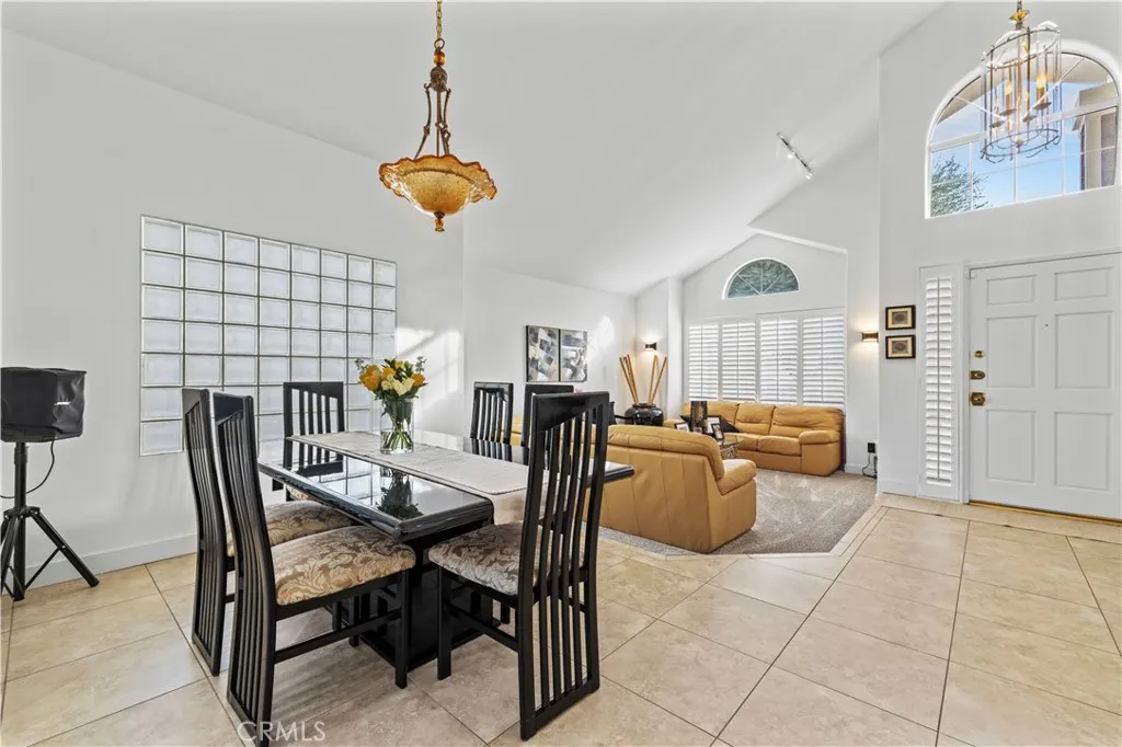 22047 Conway, Saugus, California 91350 home-pic-12