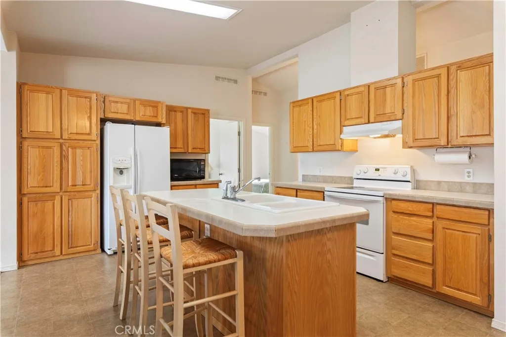 2816 Park View Drive, Lakeport, California 95453 — photo 4