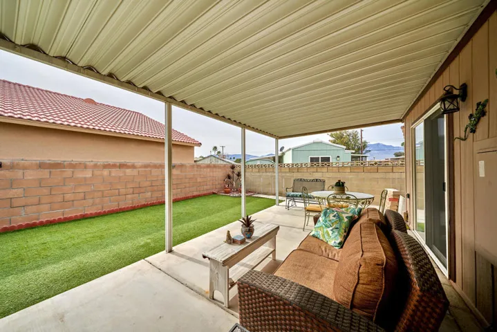 33541 Les Rd Thousand Palms CA-large-035