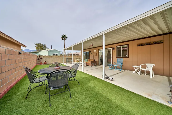 33541 Les Rd Thousand Palms CA-large-034