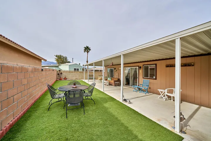 33541 Les Rd Thousand Palms CA-large-038