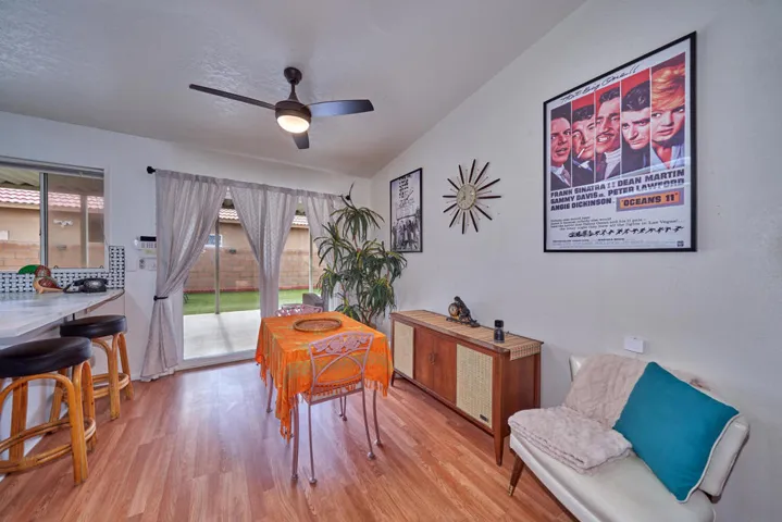 33541 Les Rd Thousand Palms CA-large-014