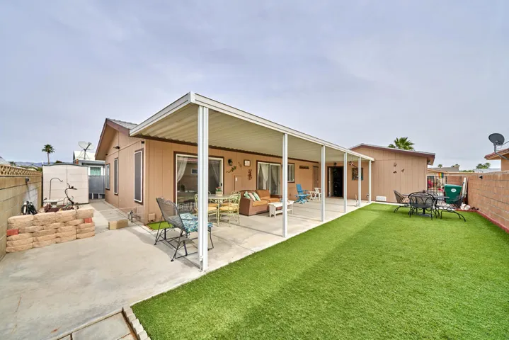 33541 Les Rd Thousand Palms CA-large-031