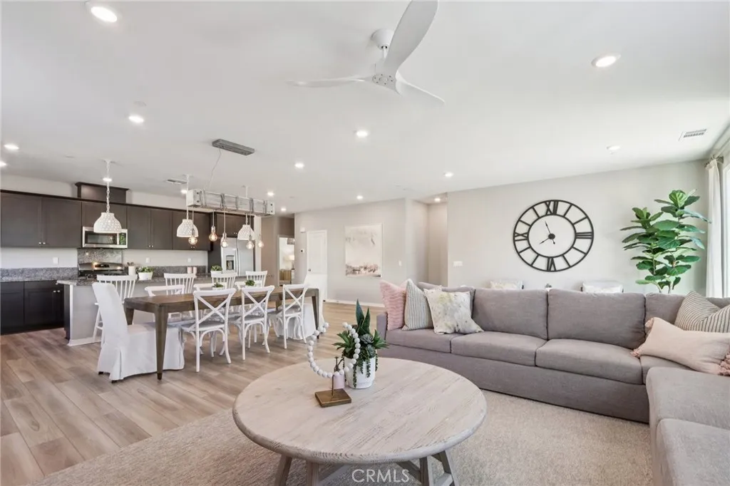 32057 Rambling Court, Winchester, California 92596 home-pic-7