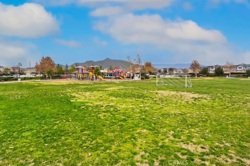 32057 Rambling Court, Winchester, California 92596 home-pic-32