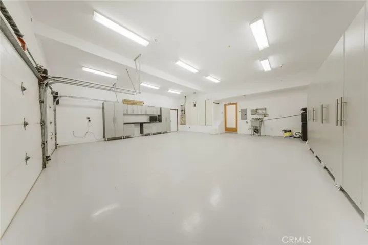2004 Glen Allen Lane, Altadena, California 91001