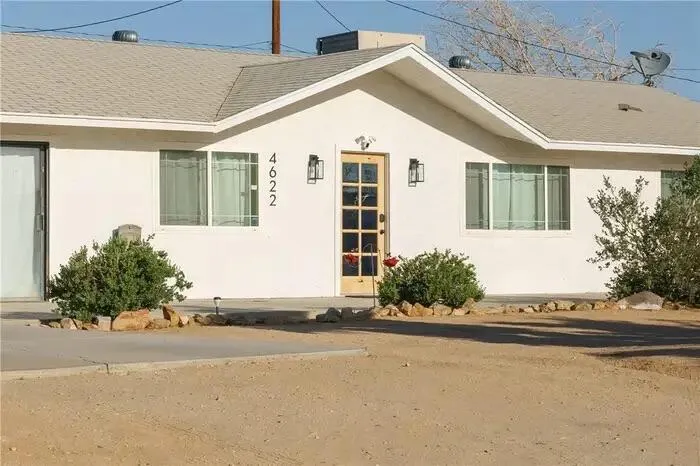 gallery-image 3